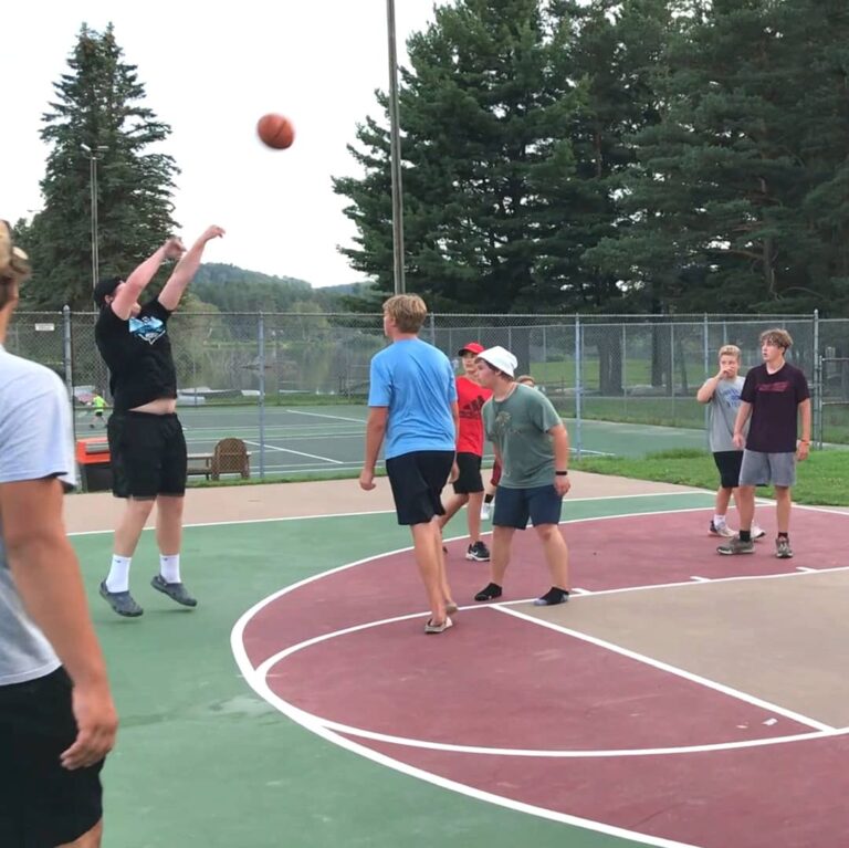 Sports Courts Playing Basketball 2023